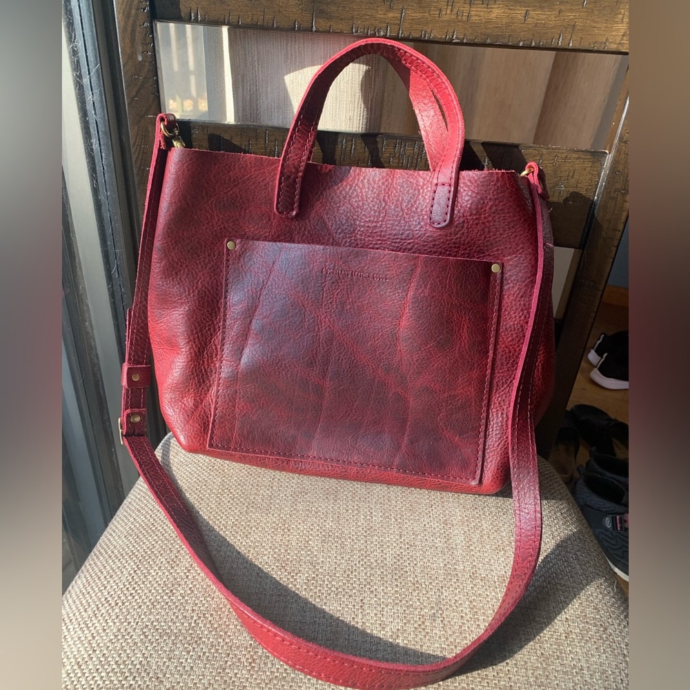Portland Leather Goods Medium Crossbody Sangria